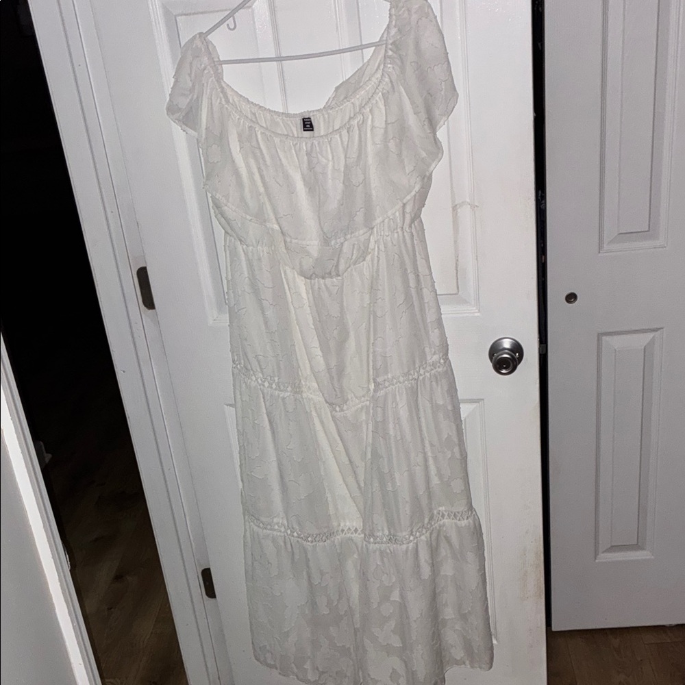 SHEIN White Ruffled Maxi Dress